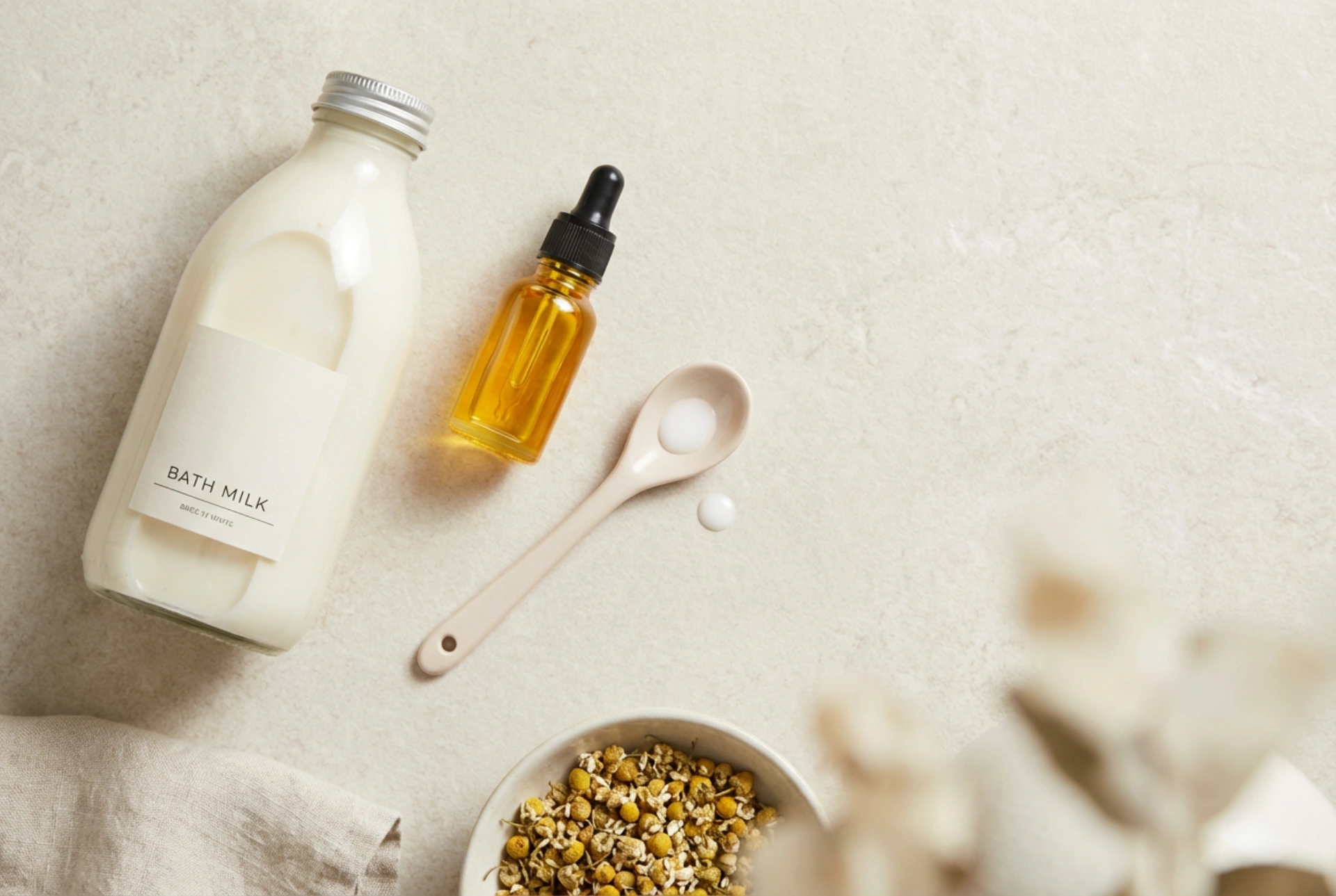 Leche de baño: cómo dosificar, combinar con aceite y cuidar la piel
