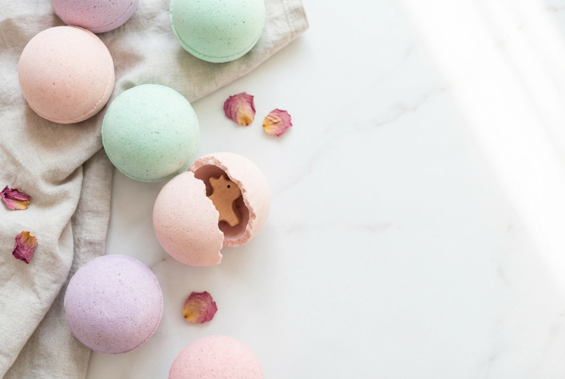Bombas de baño con juguete: cómo crear una sorpresa espectacular en casa