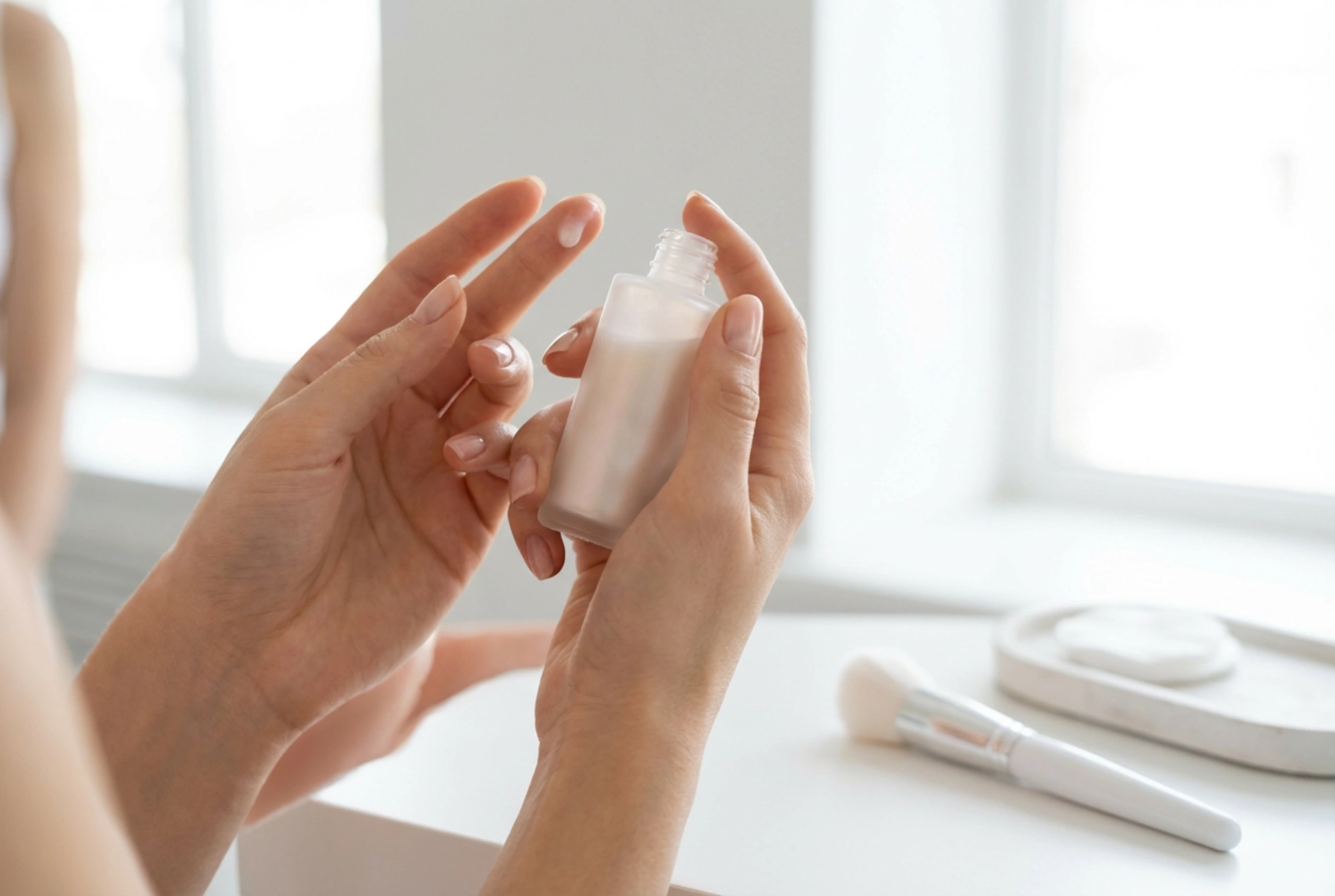 Prebase iluminadora de maquillaje: dónde aplicarla y cómo combinarla