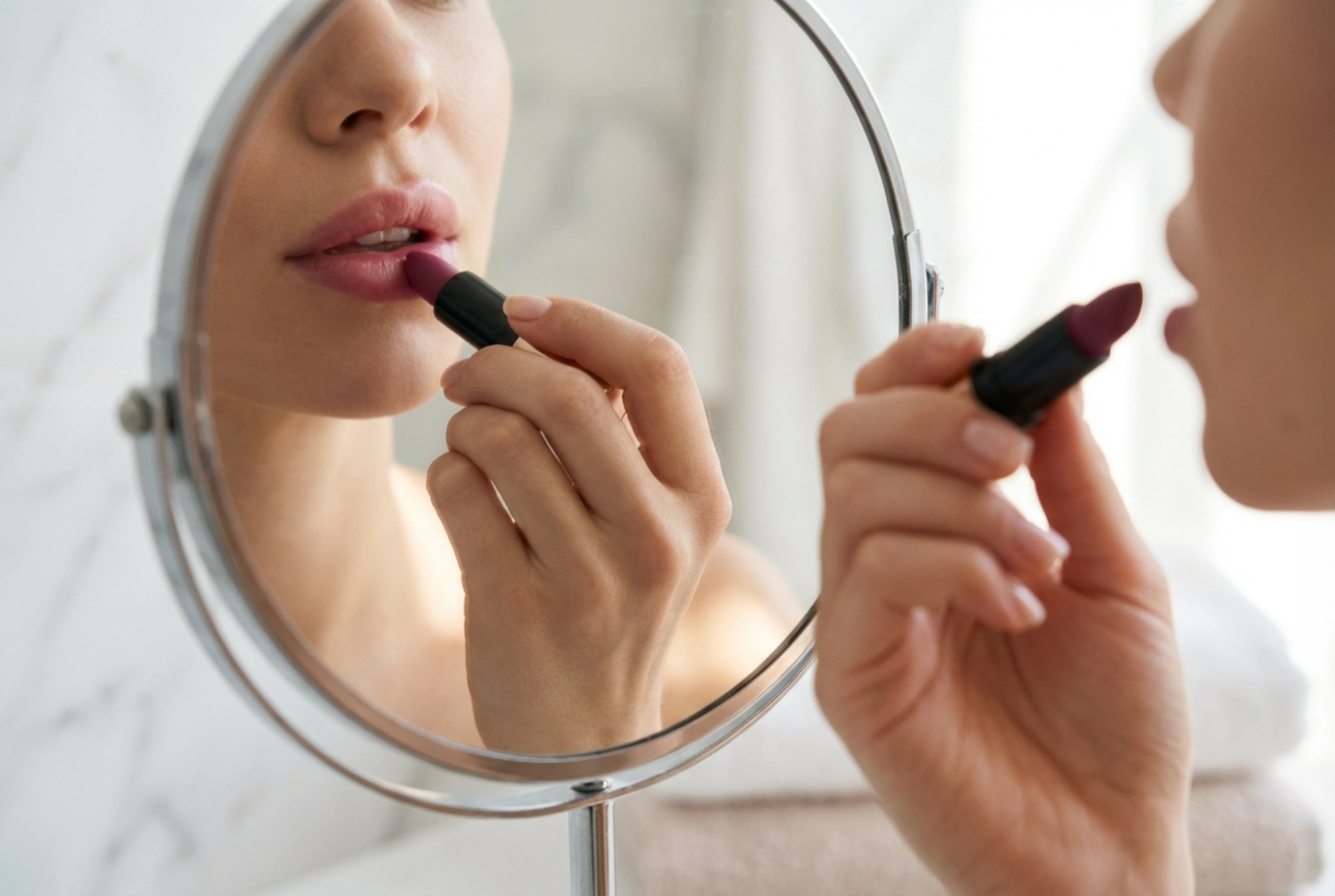 Labial mate sin sequedad: preparación de labios y aplicación